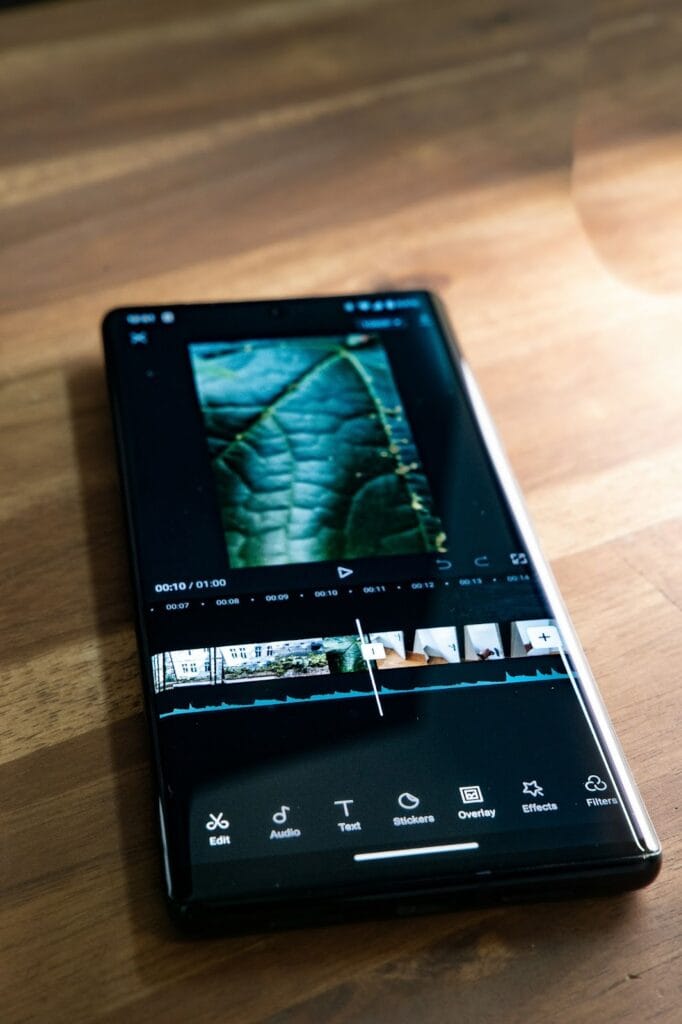 Best tools for editing e-commerce videos - CapCut